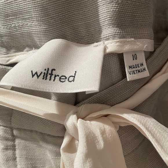 Wilfred linen blend pants. Worn once. Wide leg, ankle length. Great for summer! - Picture 1 of 3